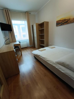 Apartament obok Piotrkowskiej, parking gratis, dostęp na kod